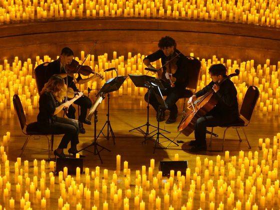 Candlelight: Tribute to Drake